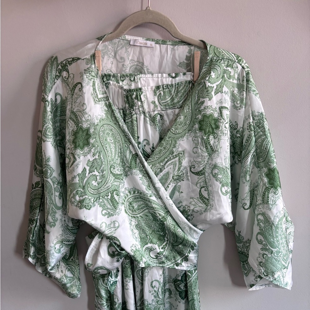 Green Paisley Wrap Matching Set - Picture 2 of 9